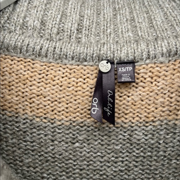 Orb Cowl neck sweater - Picture 3 of 4